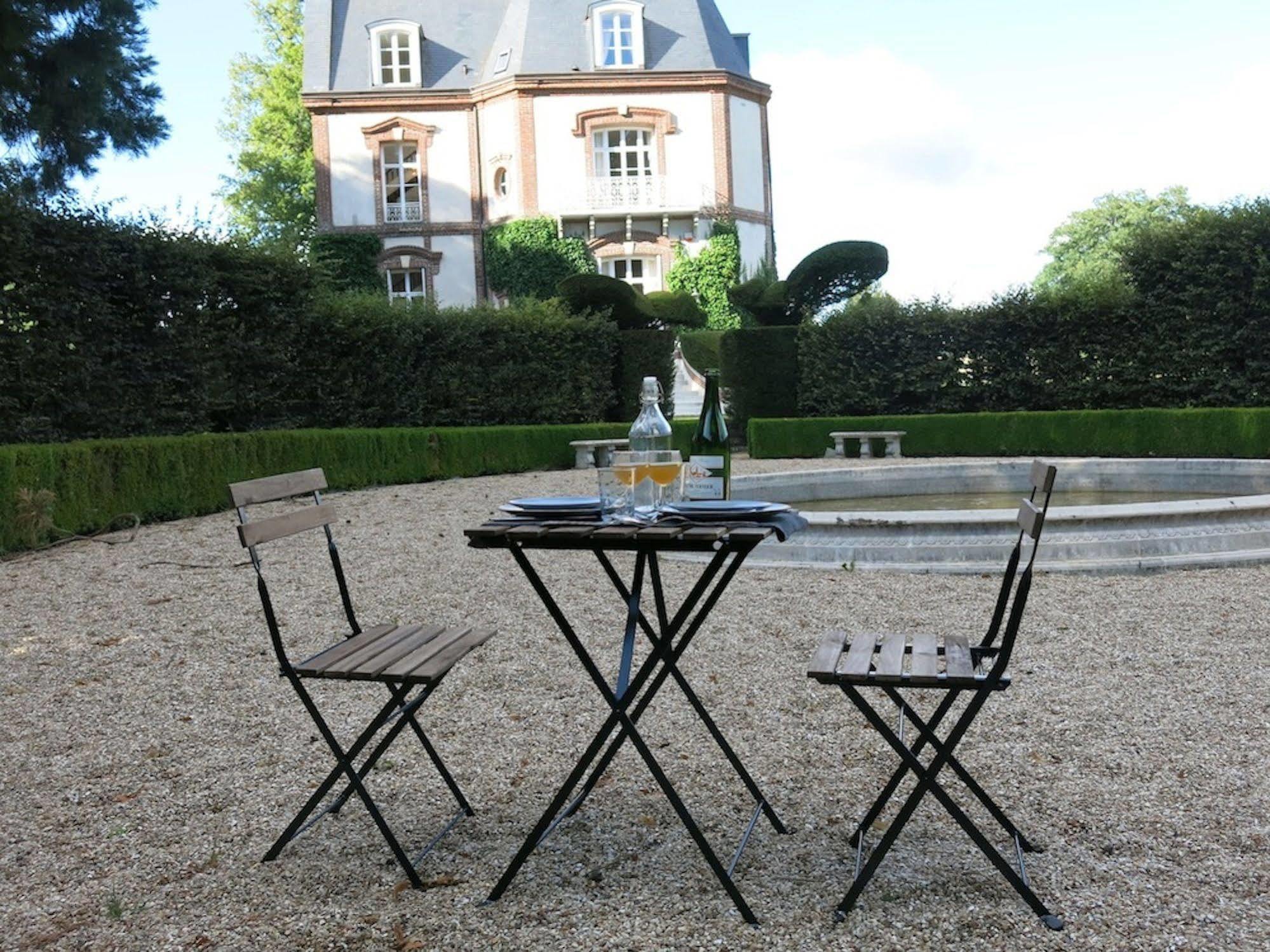 Chateau De Bouelles Bed and Breakfast Neufchâtel-en-Bray Buitenkant foto